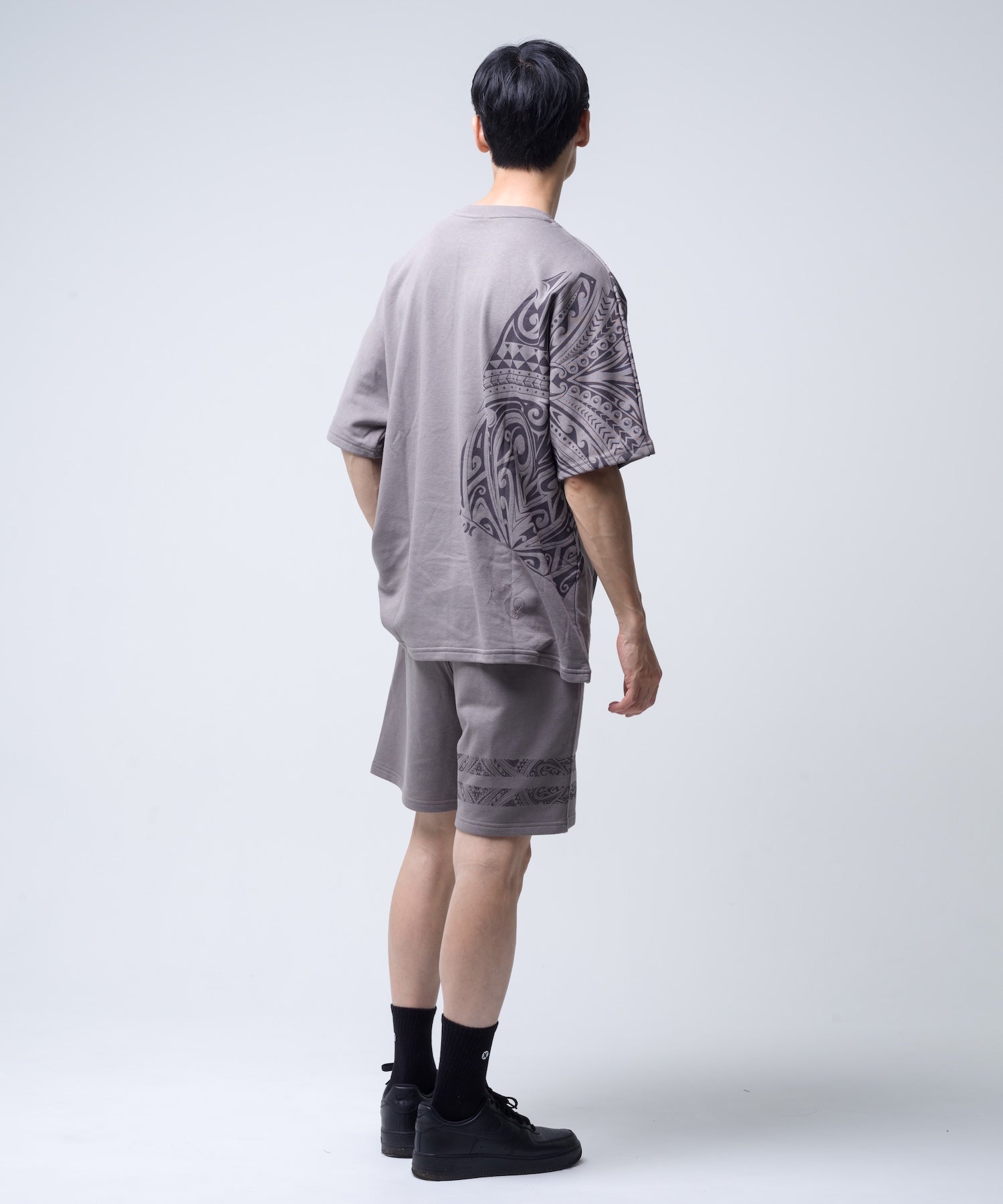 TERRY TRIBAL ICON OVERSIZED SHORTSLEEVE T メンズ/Tシャツ/オーバーサイズフィット