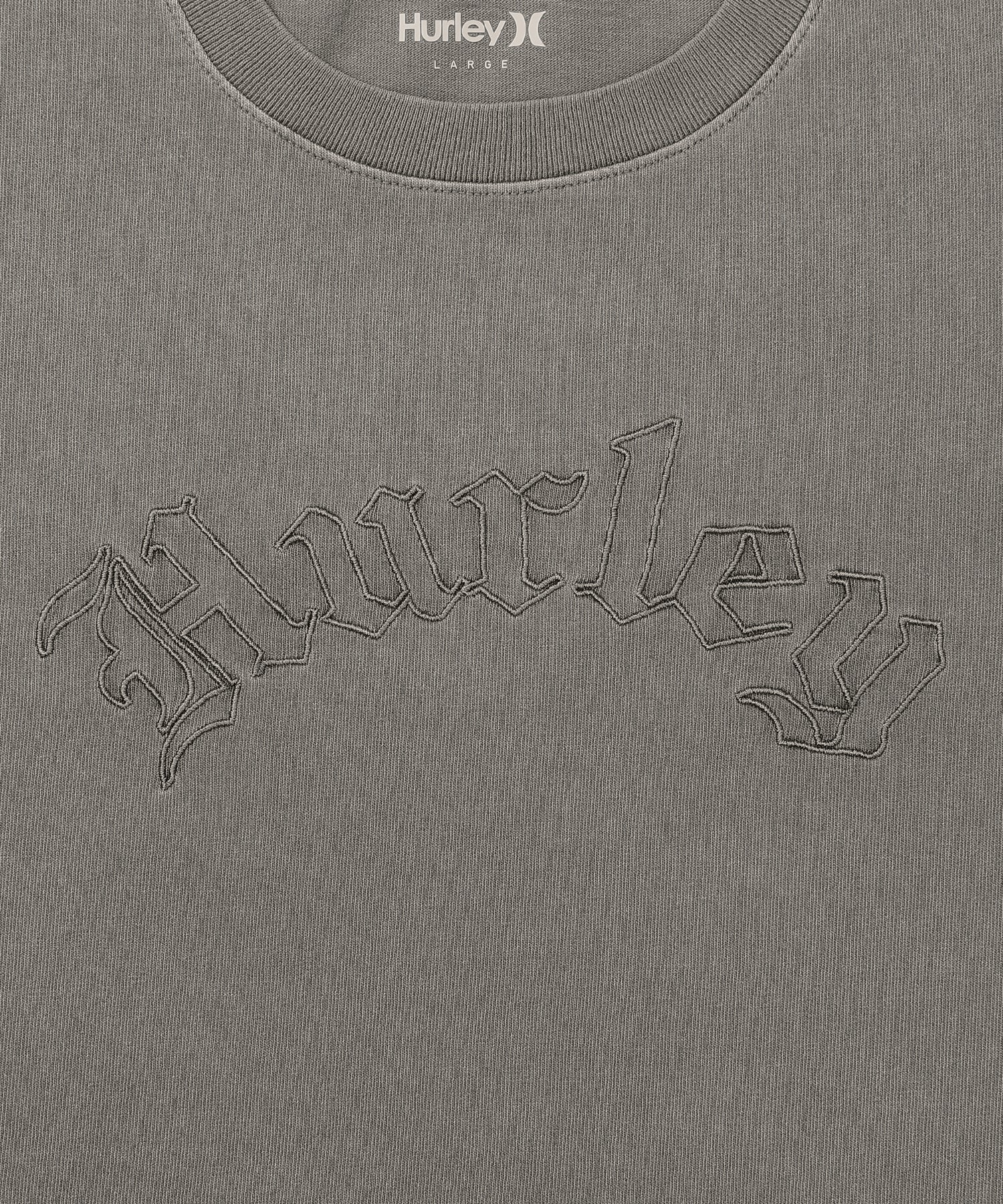 オーバーサイズ エンブロイダリー オールドイングリッシュ ロゴ クロップド ショートスリーブ ティー (レディース/Tシャツ)