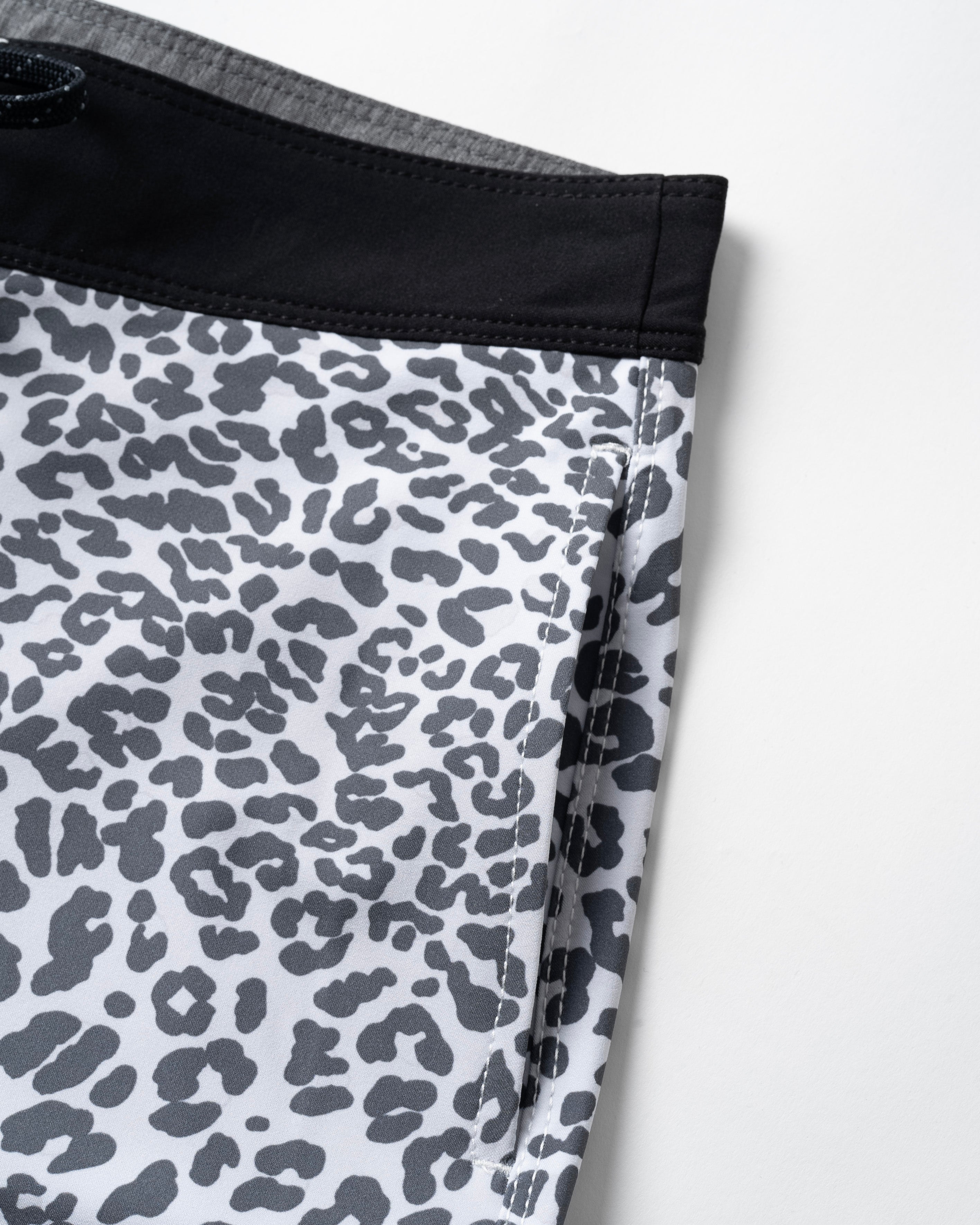 PHANTOM ECO BLOCK PARTY SIDE POCKETS 18 メンズ/サーフパンツ・水着