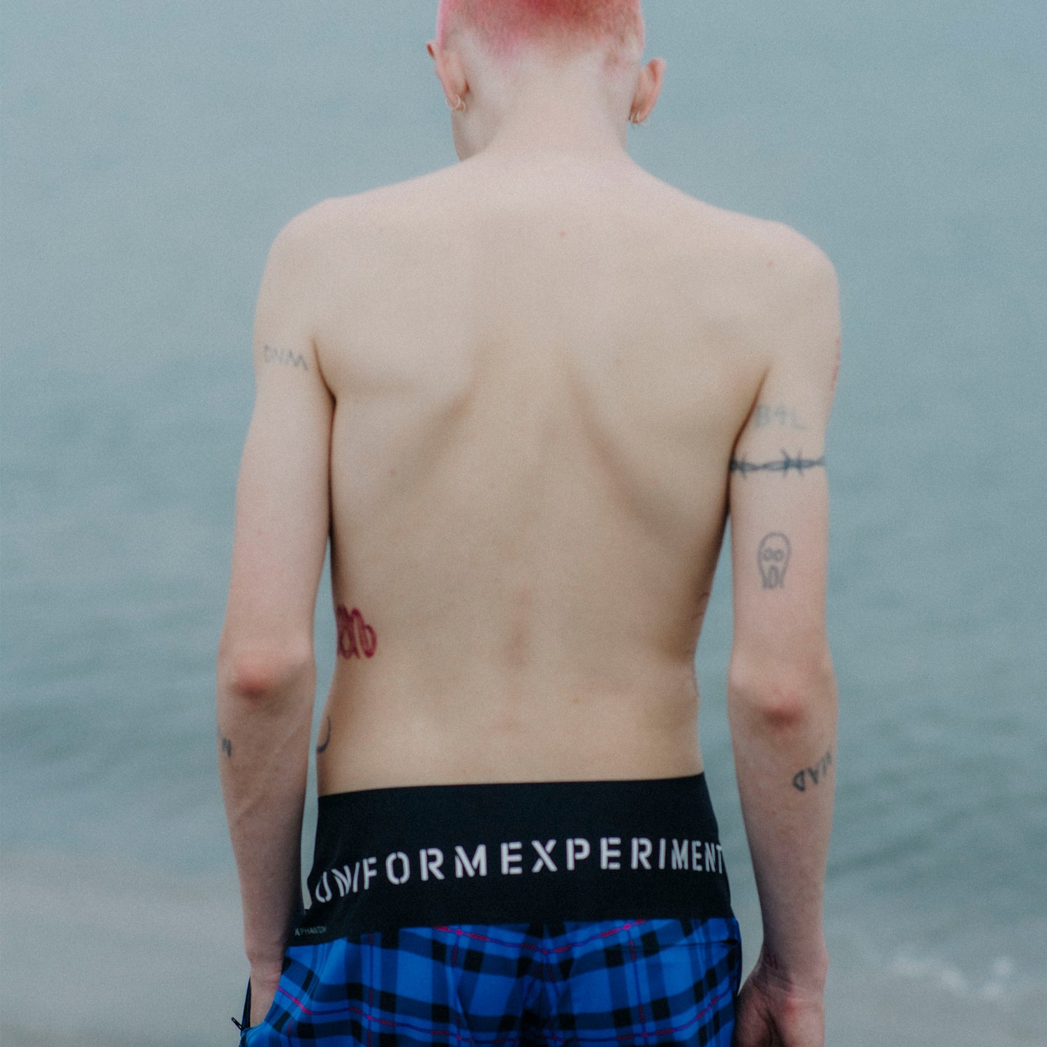 Hurley × uniform experiment
