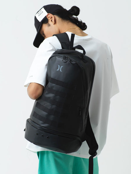 FIRST LIGHT BACKPACK バッグ・リュック