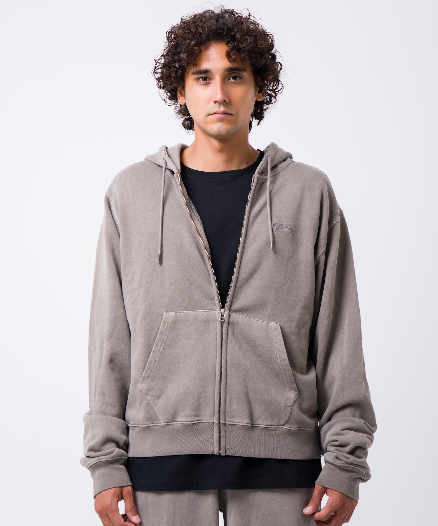 【NEW】SWEAT OLD ENGLISH PIGMENT FULL ZIP HOODIE メンズ/フリース・フーディー/レギュラーフィット