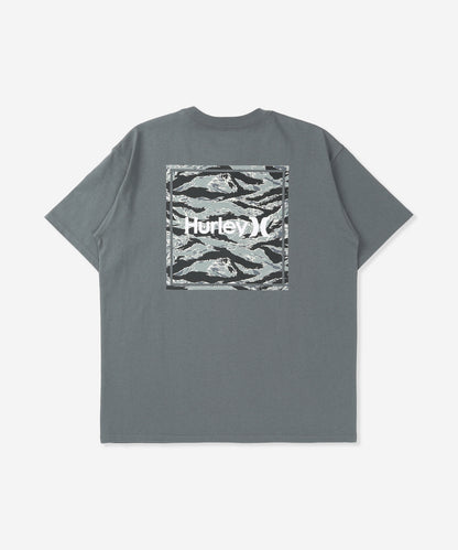 【NEW】カモ スクエアロゴ オーバーサイズ ショートスリーブ Tシャツ (メンズ/Tシャツ/オーバーサイズフィット)
