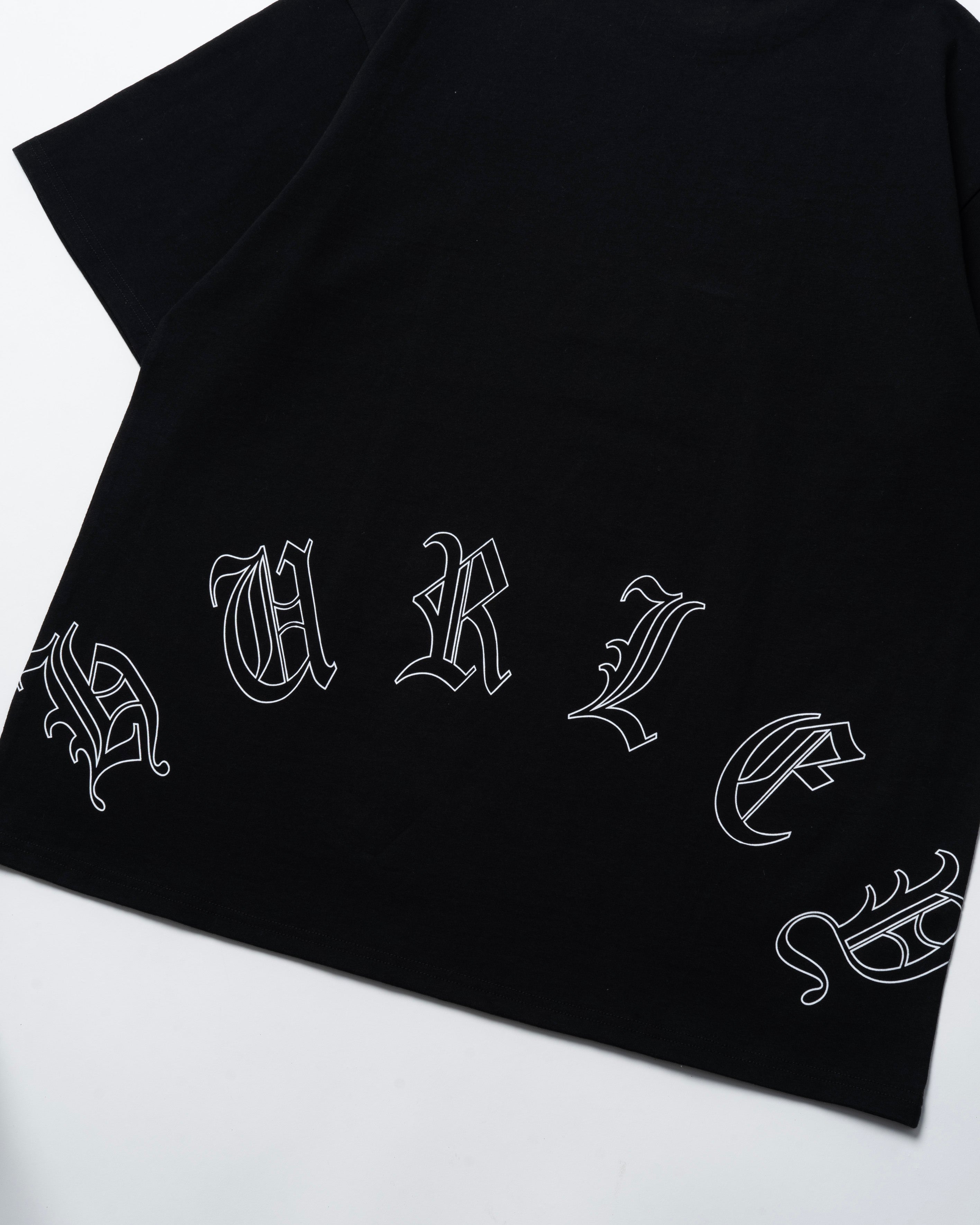 MENS OVERSIZED OLD ENGLISH LOGO SHORT SLEEVE TEE メンズ/Tシャツ