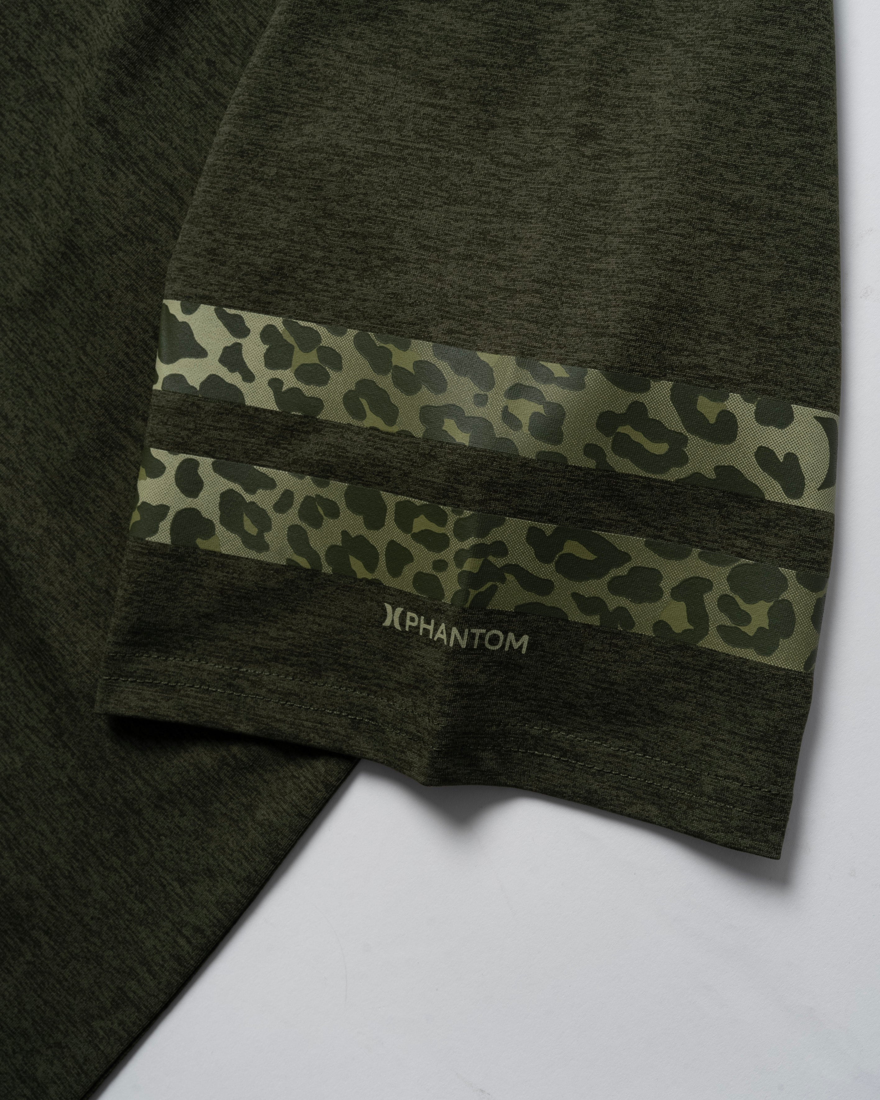 MENS PHANTOM OVERSIZED LEOPARD BLOCK PARTY SHORT SLEEVE TEE  メンズ/ラッシュガード