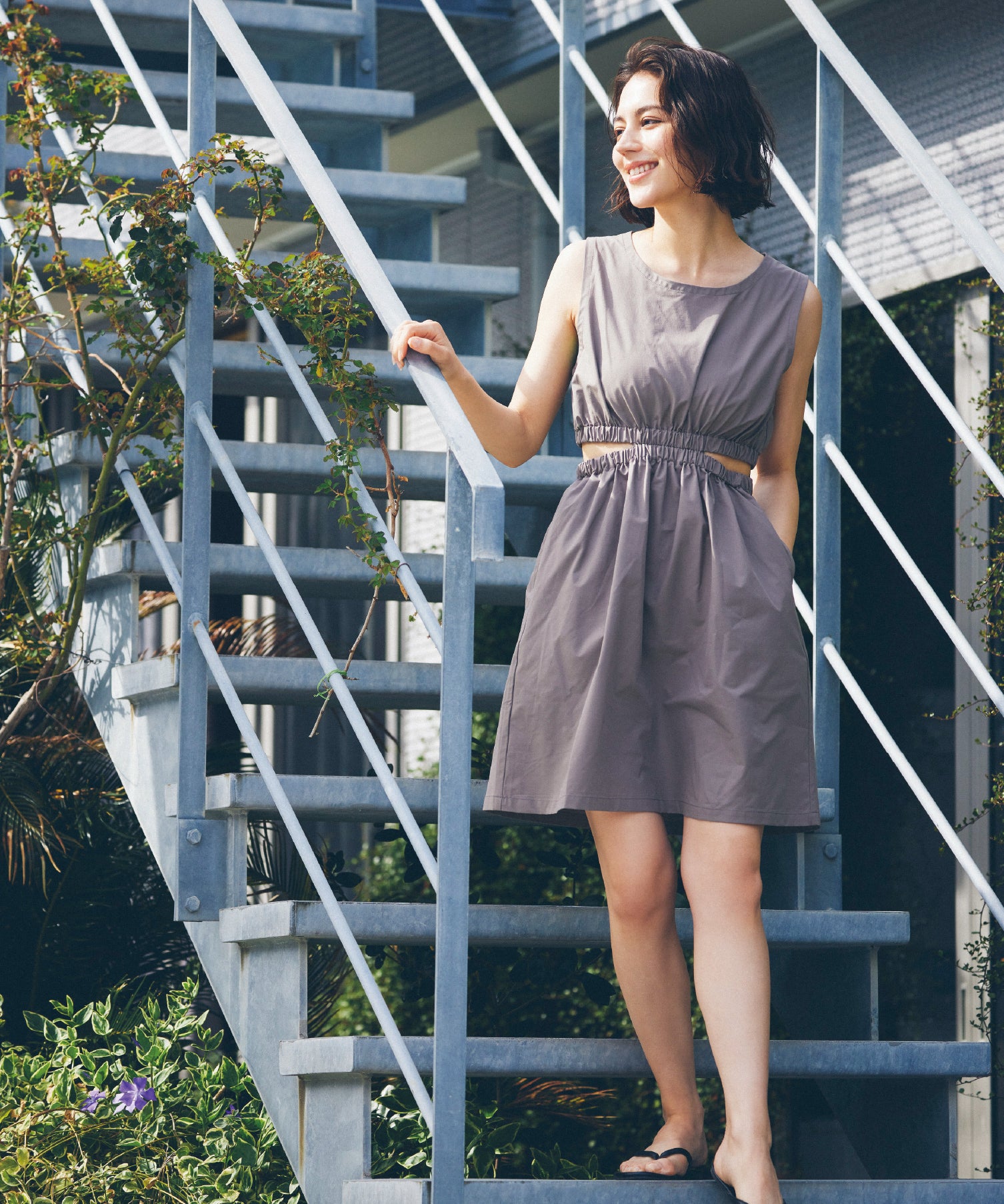 PHANTOM WOVEN SIDEOUT DRESS レディース/ワンピース